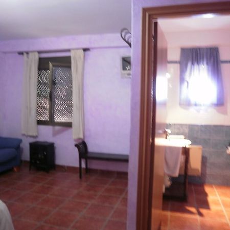 Hostal El Olmo Camarena de la Sierra Luaran gambar