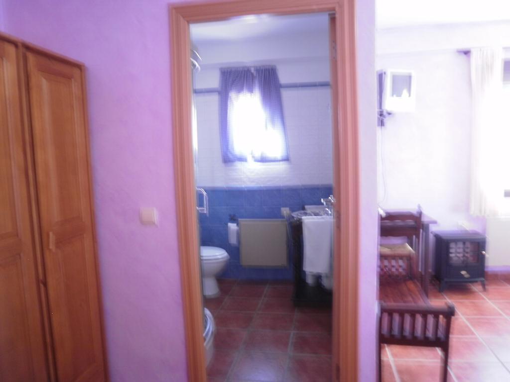 Hostal El Olmo Camarena de la Sierra Bilik gambar